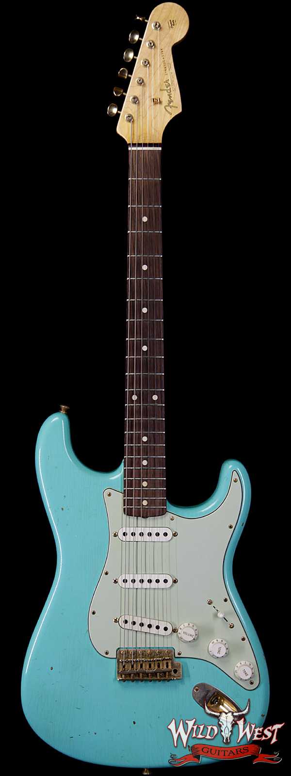 2017 Fender Custom Shop 1963 Stratocaster Journeyman Relic Faded Sea Foam Green Gold Hardware