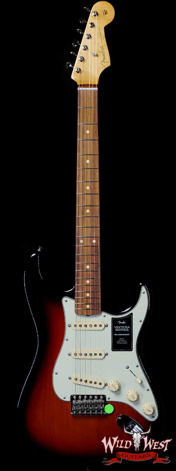 Fender Vintera® ‘60s Stratocaster® Pau Ferro Fingerboard 3-Color Sunburst