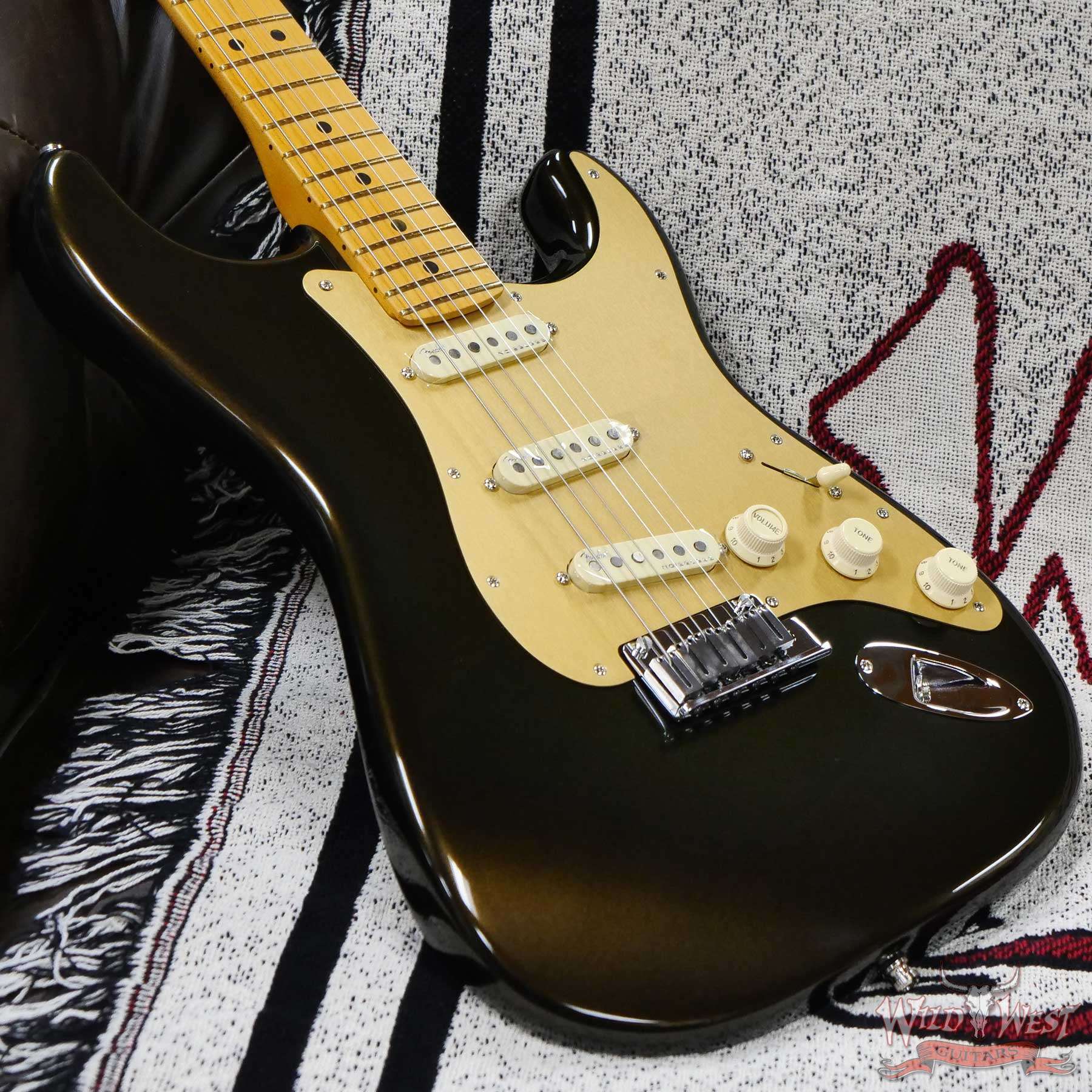 Fender American Ultra Stratocaster SSS Maple Fingerboard with S-1 