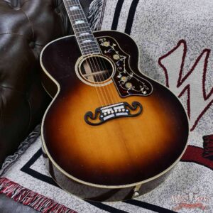 Gibson Custom Shop Pre-War SJ-200 Murphy Lab Light Aged Vintage Sunburst 5.25 lbs - Image 6