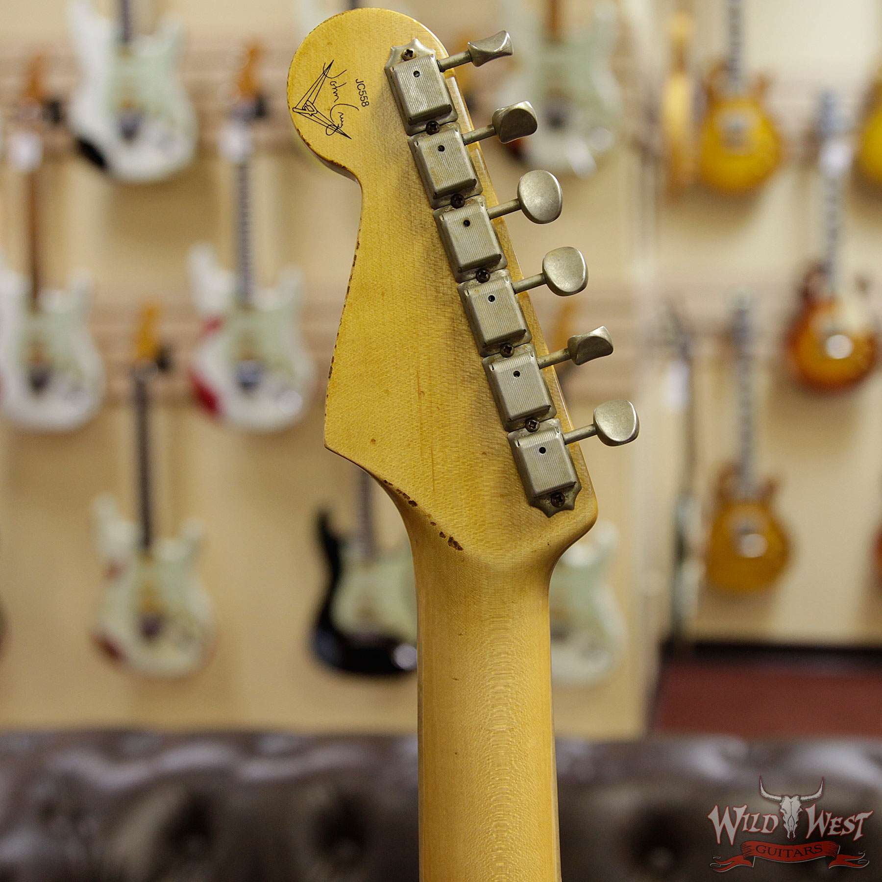 2006-fendercs-mbjc-1960stratrelic-3ts-jc558-hb__wwg.jpg 2006 Fender Custom Shop John Cruz Masterbuilt 1960 Stratocaster Relic 3 Tone Sunburst - Image 9
