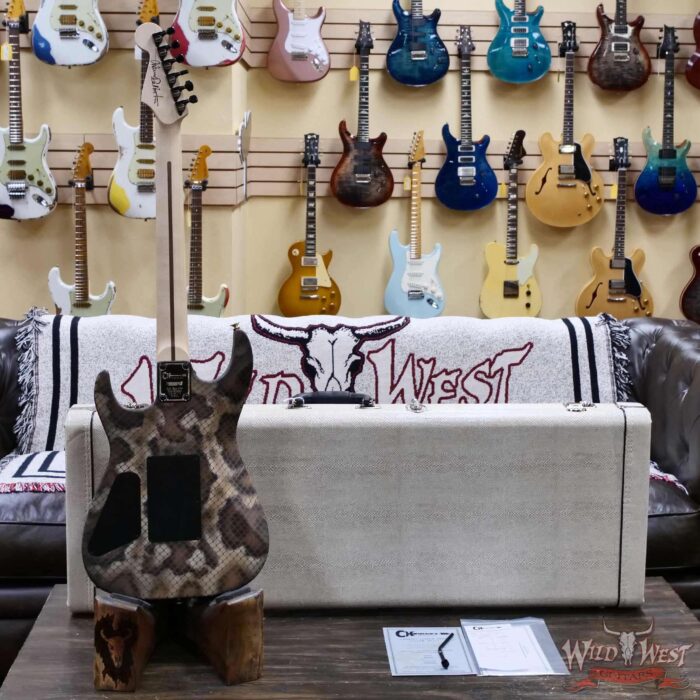 Charvel Custom Shop USA Warren DeMartini Signature Snake SH Floyd Rose Maple Neck Snakeskin Graphic 7.60lbs - Image 10