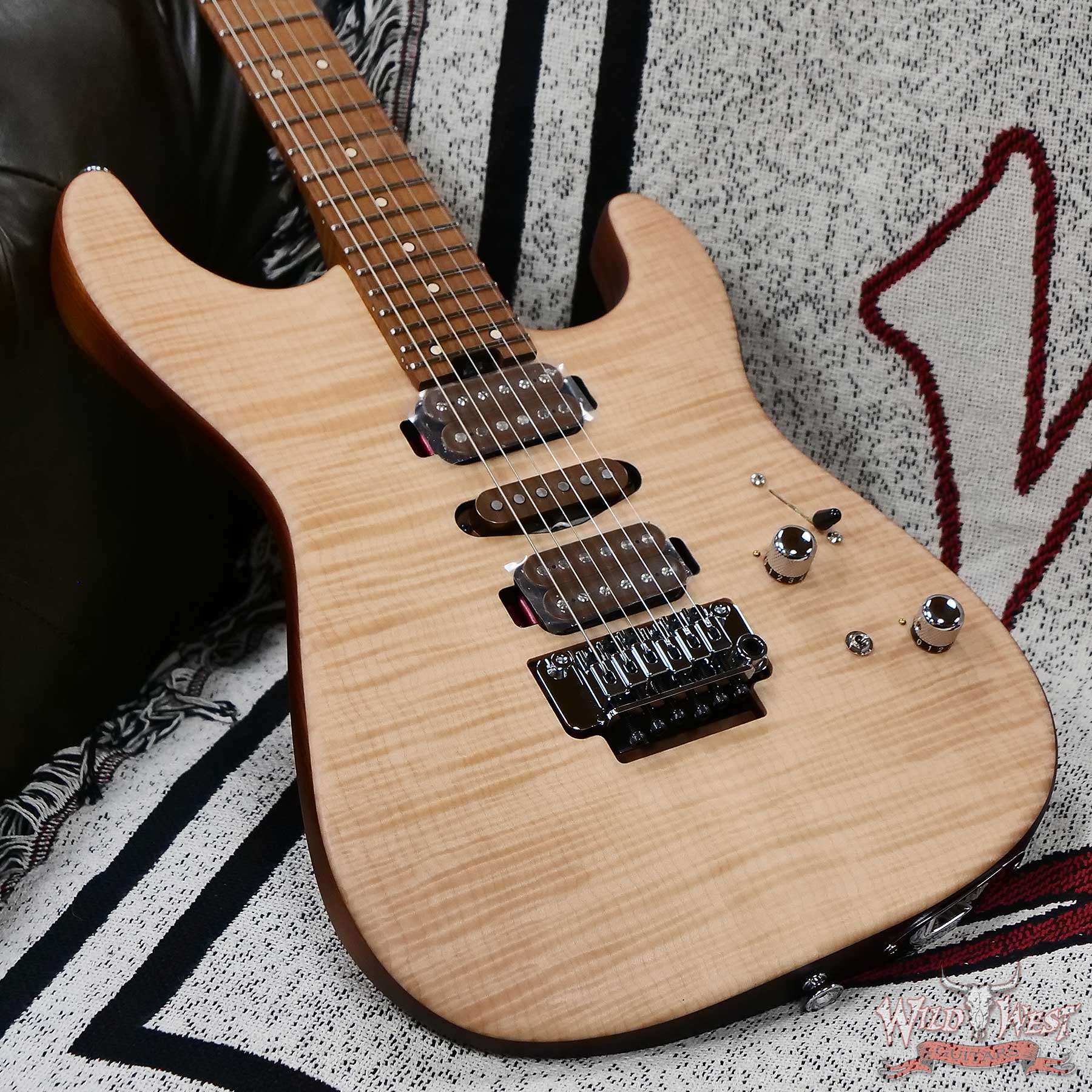 charvel-gg22000372-d5__wwg.jpg Charvel Custom Shop Guthrie Govan USA Signature HSH Flame Maple Top Caramelized Basswood Body Natural 7.20 LBS - Image 8