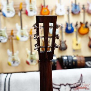Collings 000 Series 0002H Sitka Spruce Top East Indian Rosewood Back & Sides Natural 4.10 LBS - Image 10