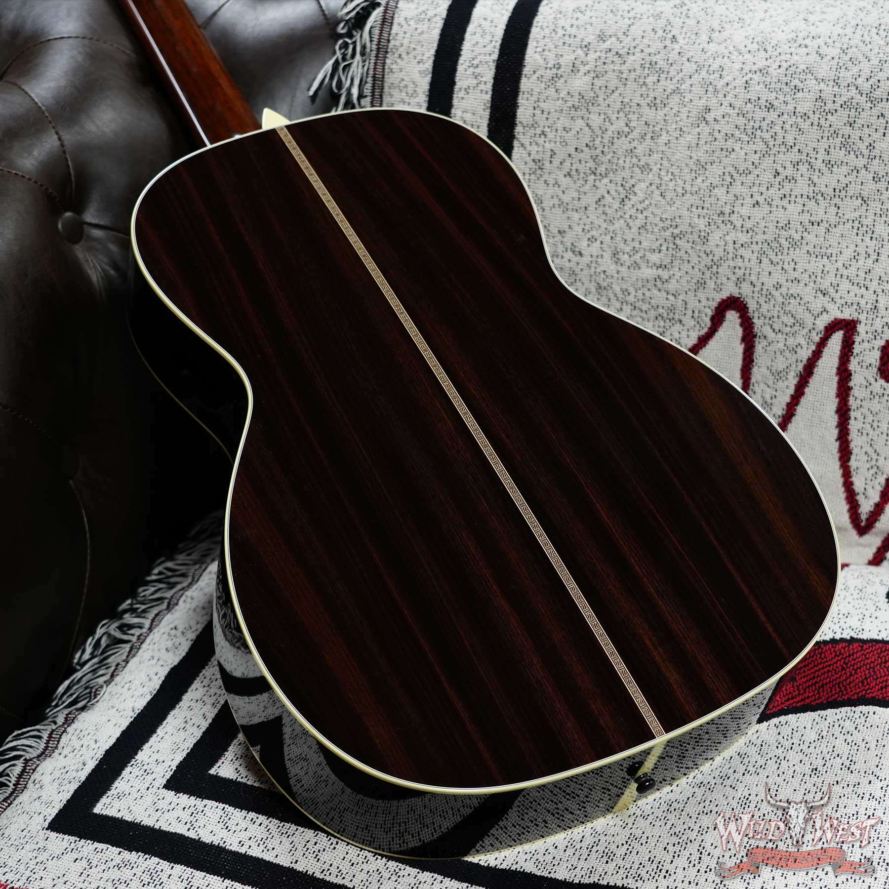 collings-0002h-34765-d6__wwg.jpg Collings 000 Series 0002H Sitka Spruce Top East Indian Rosewood Back & Sides Natural 4.10 LBS - Image 8