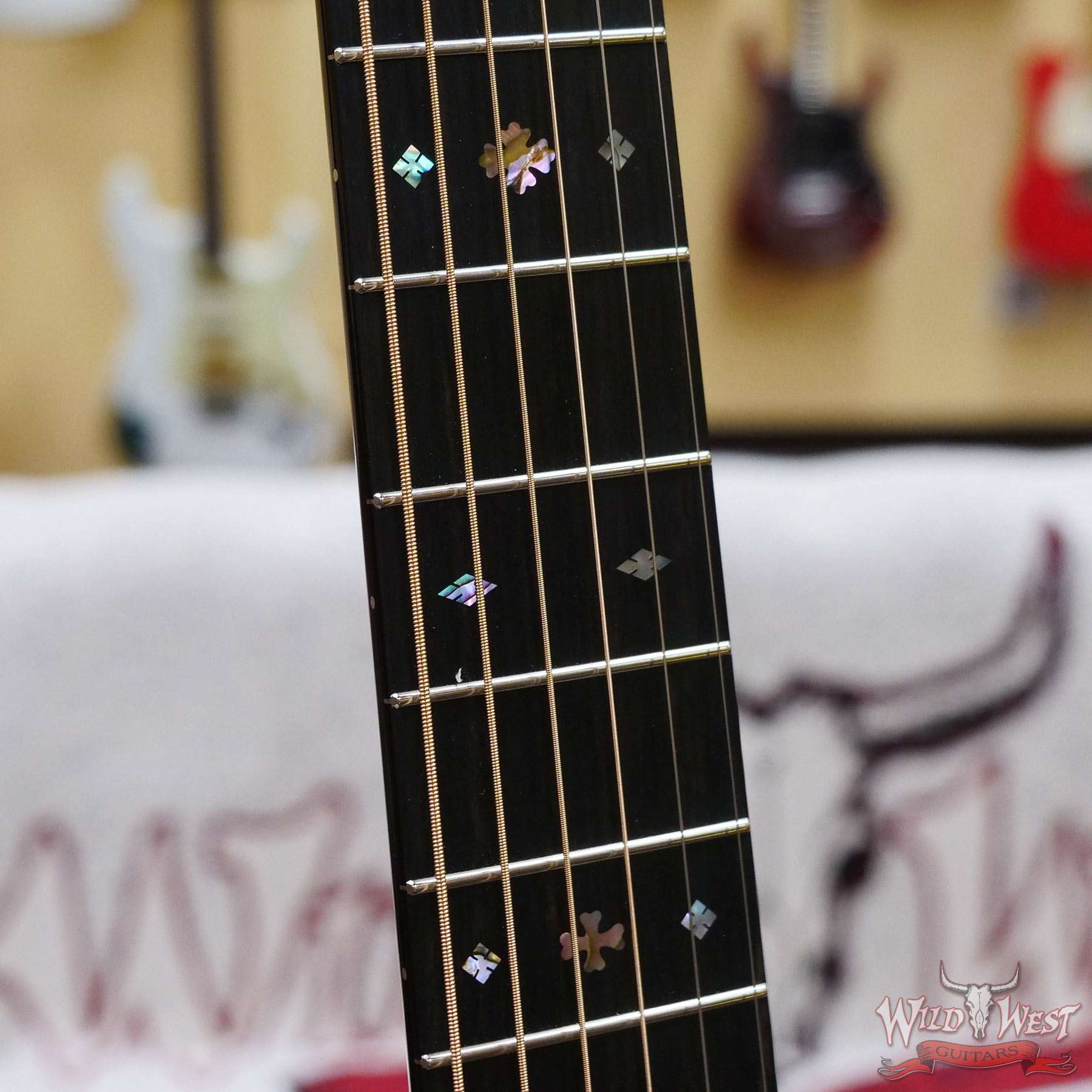 collings-33240-d3__wwg.jpg Collings D Serise Dreadnought D1 Sitka Spruce Top Honduran Mahogany Back & Sides 45 Style Snowflake Inlays Natural - Image 8