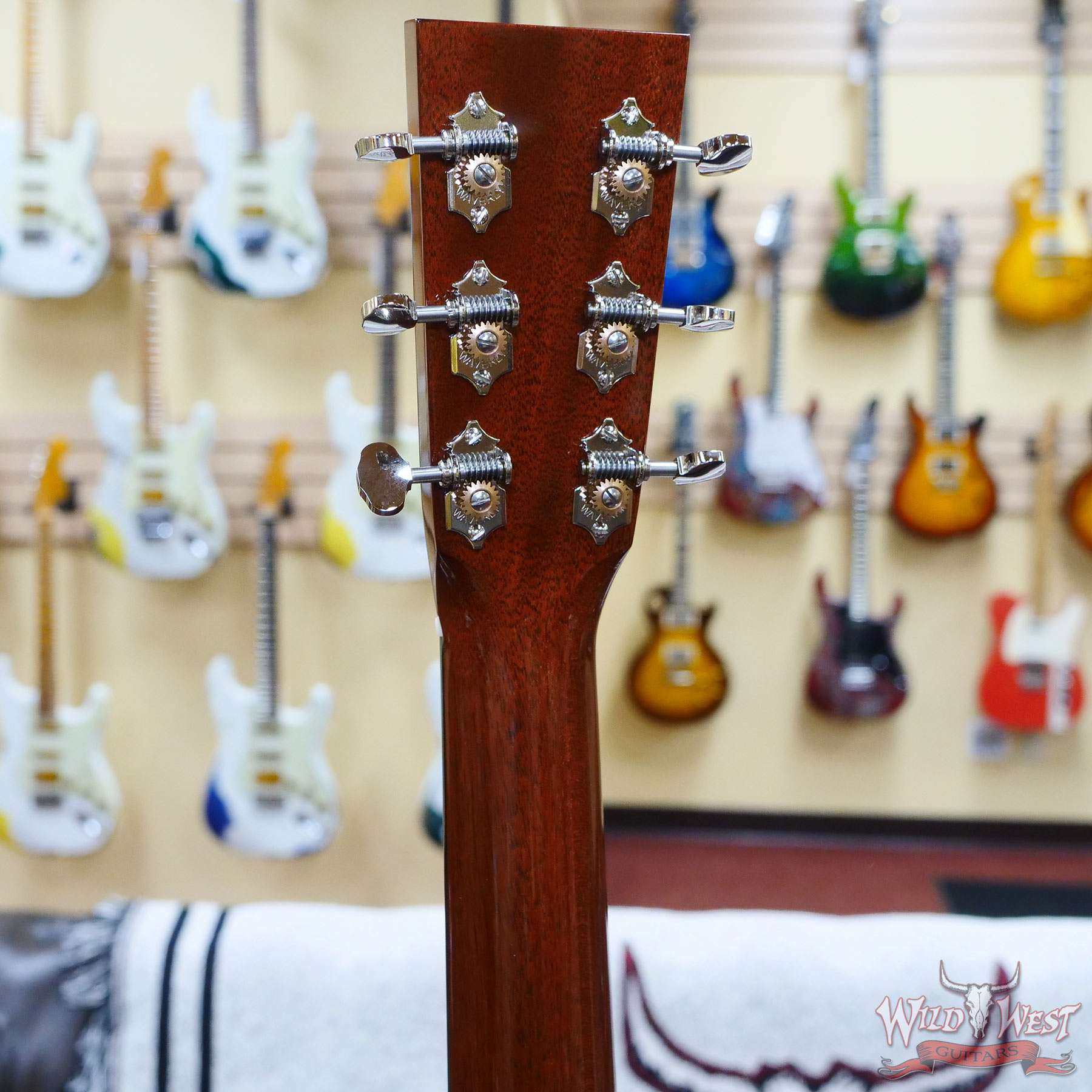 collings-33240-d6__wwg.jpg Collings D Serise Dreadnought D1 Sitka Spruce Top Honduran Mahogany Back & Sides 45 Style Snowflake Inlays Natural - Image 11