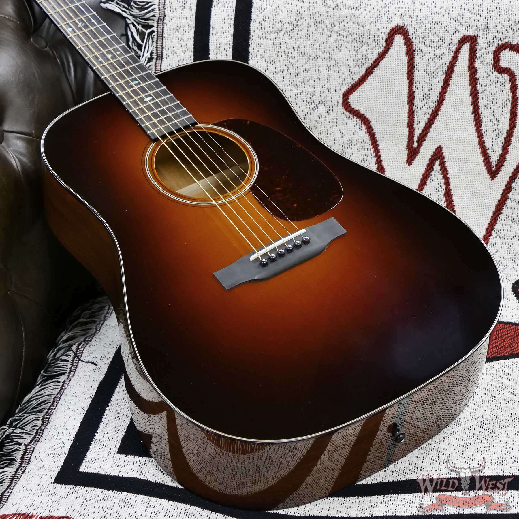collings-35188-d3__wwg.jpg Collings D Serise Dreadnought D1 Sitka Spruce Top Honduran Mahogany Back & Sides 42 Style Snowflake Inlays Sunbusrt - Image 8