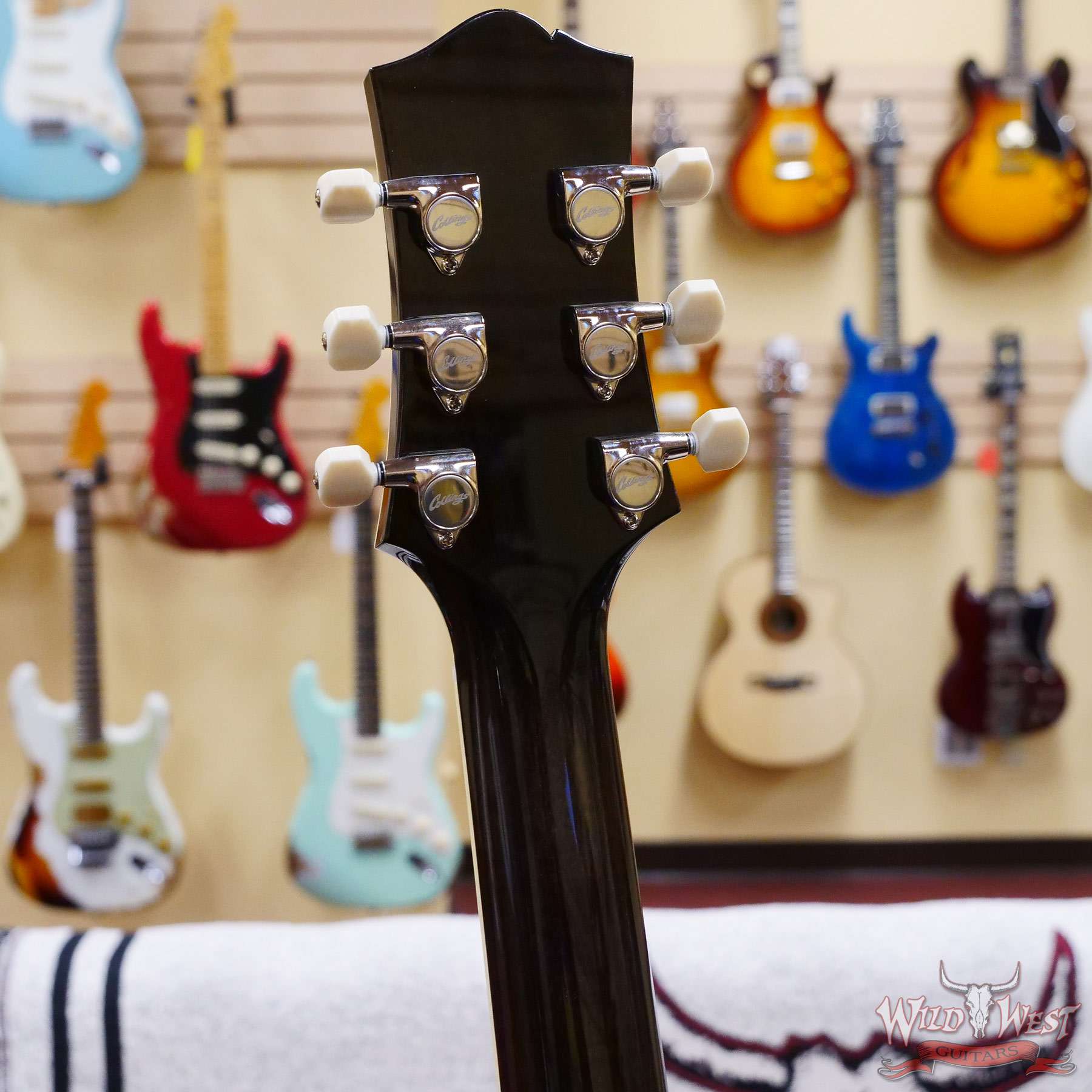 collings-cl211451-d5__wwg.jpg Colling CL Serise City Limited Deluxe Flame Maple Top Charcoal Burst - Image 9