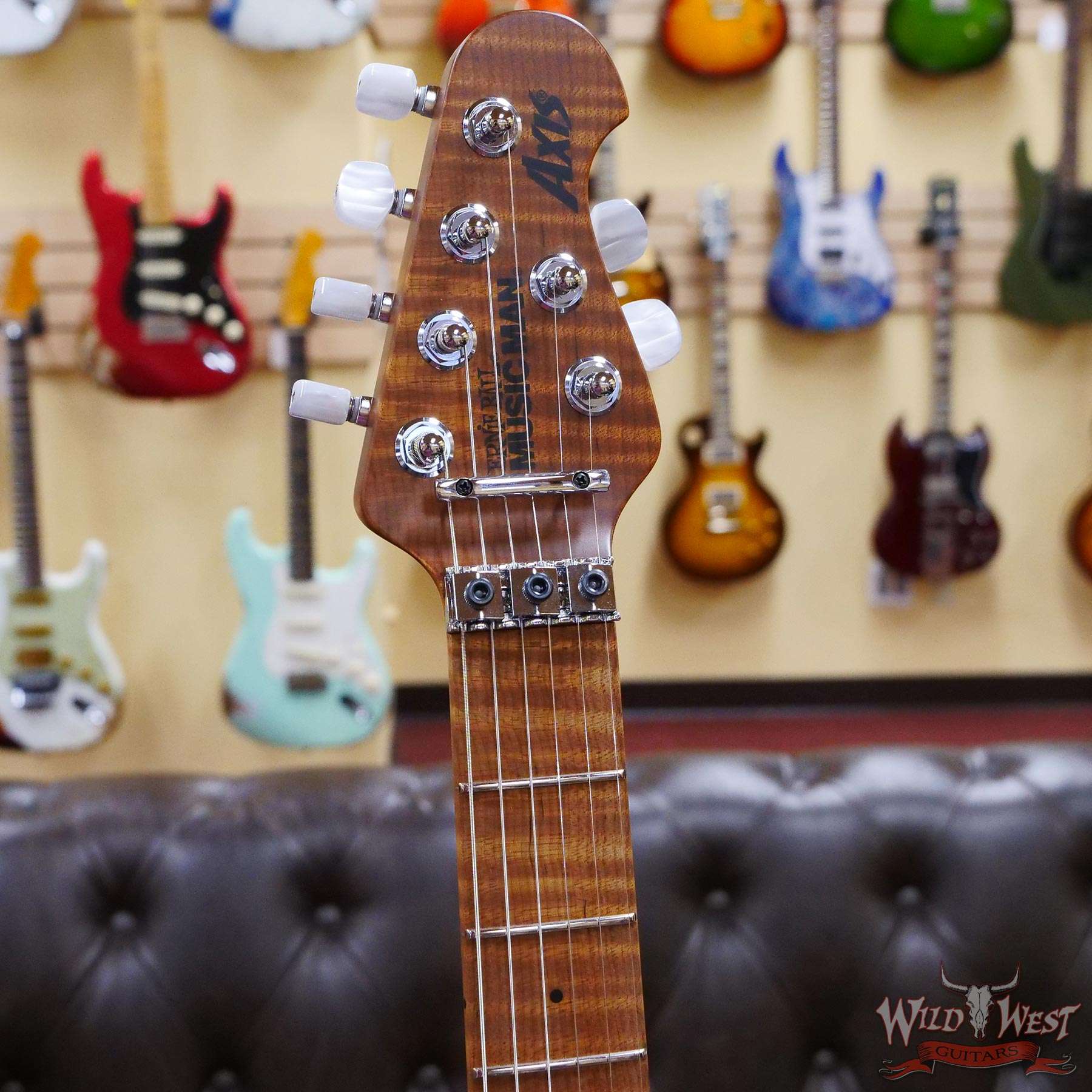 ebmm-axis-h02155-d2__wwg.jpg Ernie Ball Music Man Axis Roasted Amber Quilt - Image 7