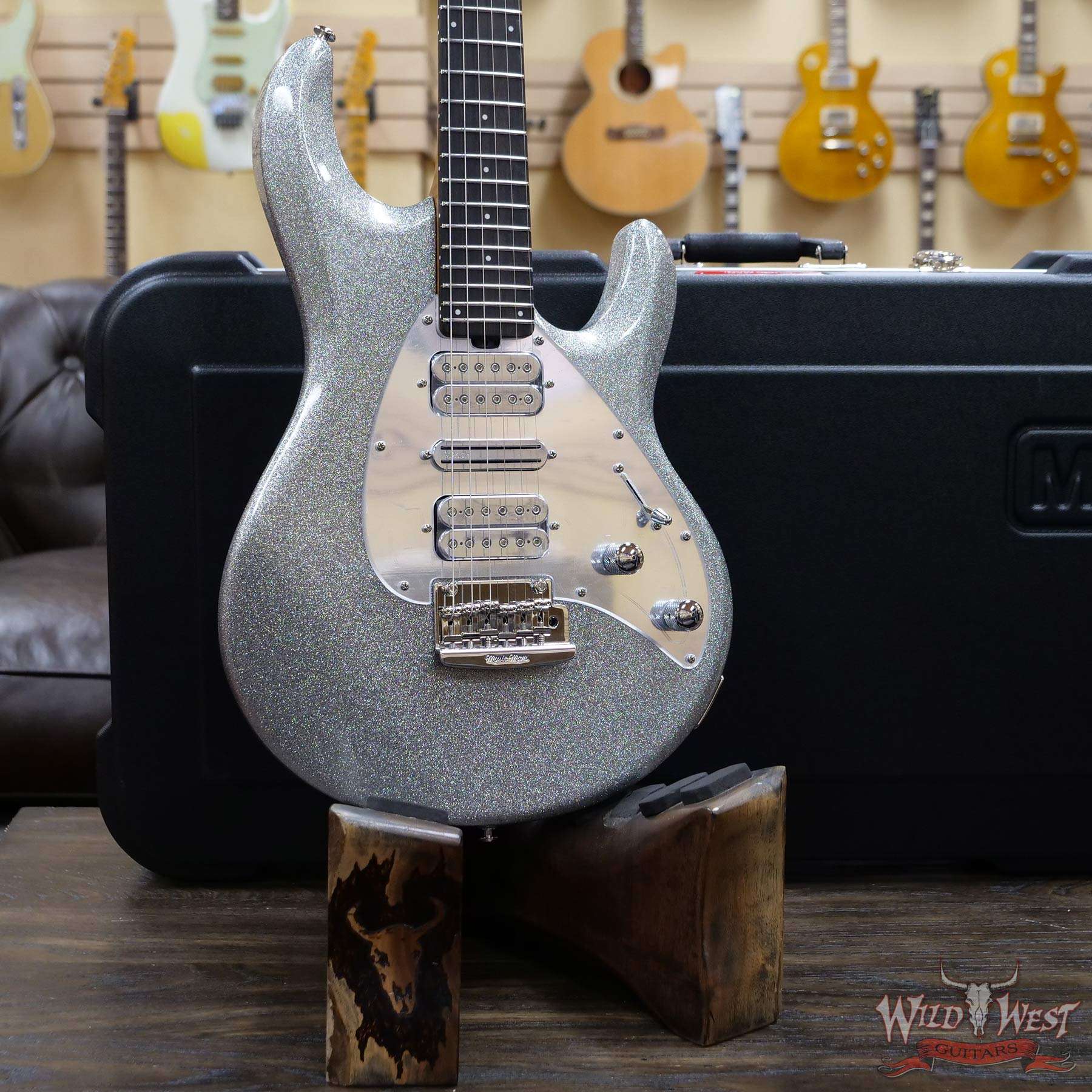 ebmm-silhouette-g98643-d2__wwg.jpg Ernie Ball Music Man BFR Silhouette HSH Silver Flake Sparkle # 67 of 75 - Image 8