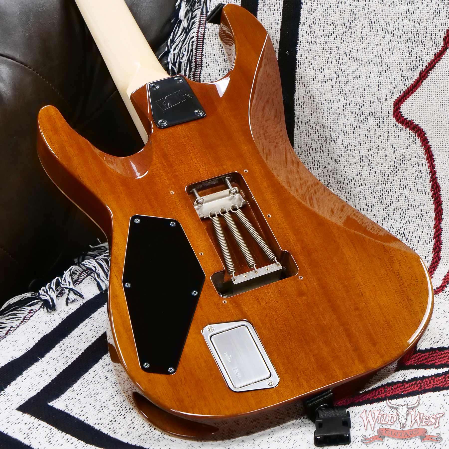 esp-us19005-d6__wwg.jpg Jim Root Collection 2019 ESP USA M-III Quilted Maple Top Vintage Natural 7.90 LBS - Image 11
