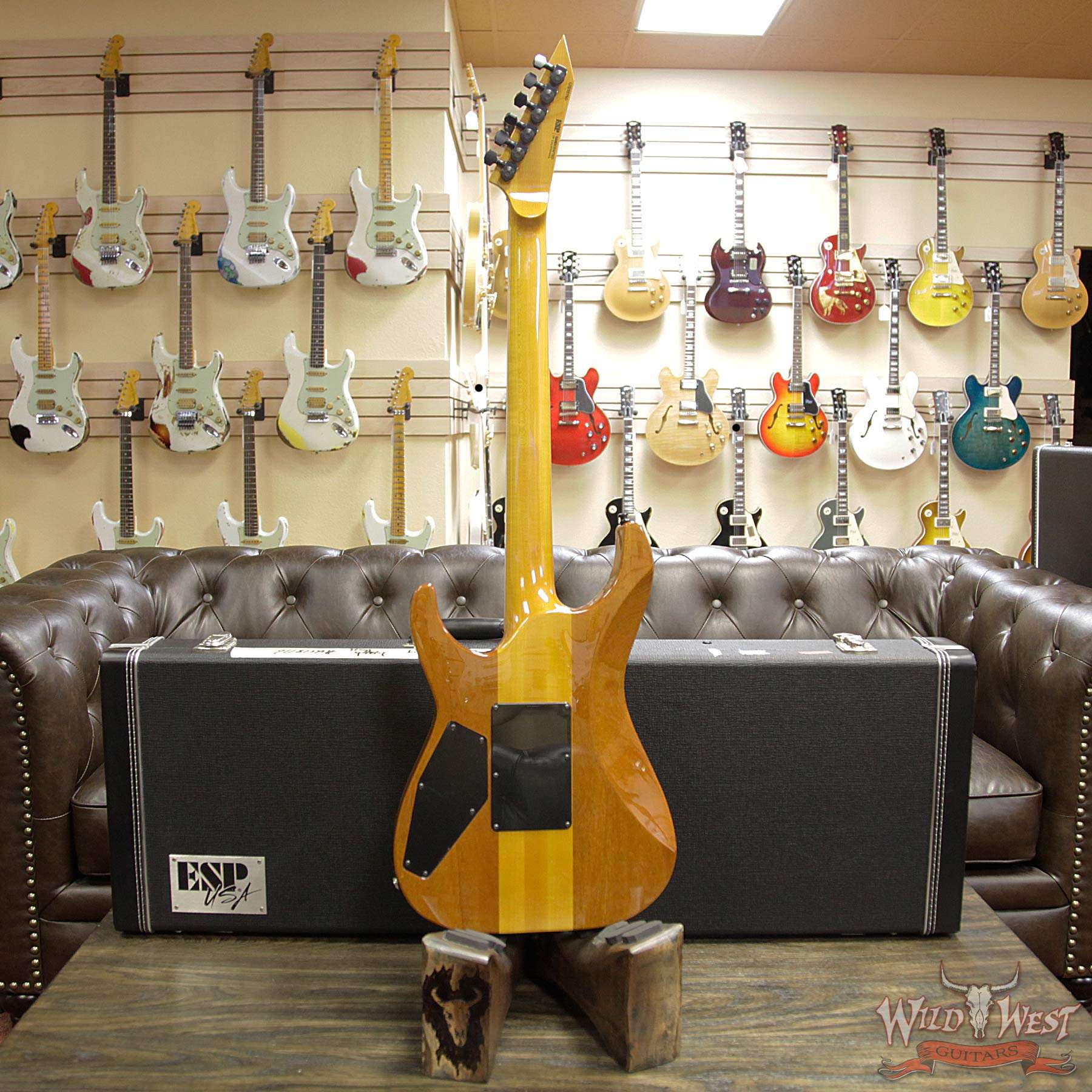esp-usa-mii-mtb-ft-lynchboost-us18116-d4__wwg.jpg ESP USA M-II NTH Floyd Rose Neck-Thru Body Flame Maple Top Ebony Board Lynch Burst - Image 15