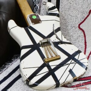 EVH Limited Edition ‘78 Eruption Relic Black & White Striped - Image 11