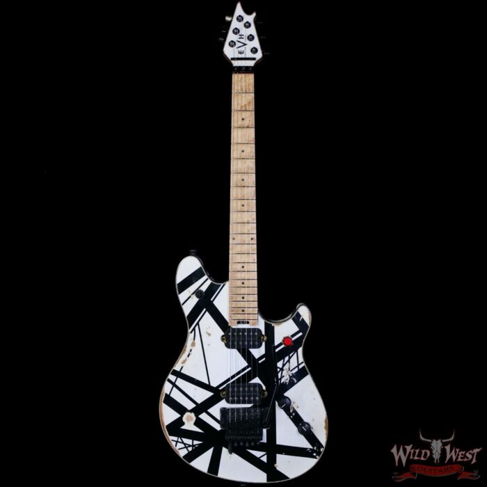 EVH Custom Shop USA Special Edition Wolfgang EVH Stripes White/Black Relic 7.60 lbs - Image 3
