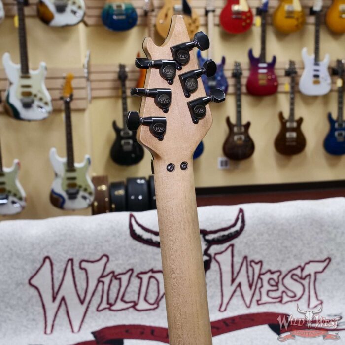EVH Custom Shop USA Special Edition Wolfgang EVH Stripes White/Black Relic 7.60 lbs - Image 11