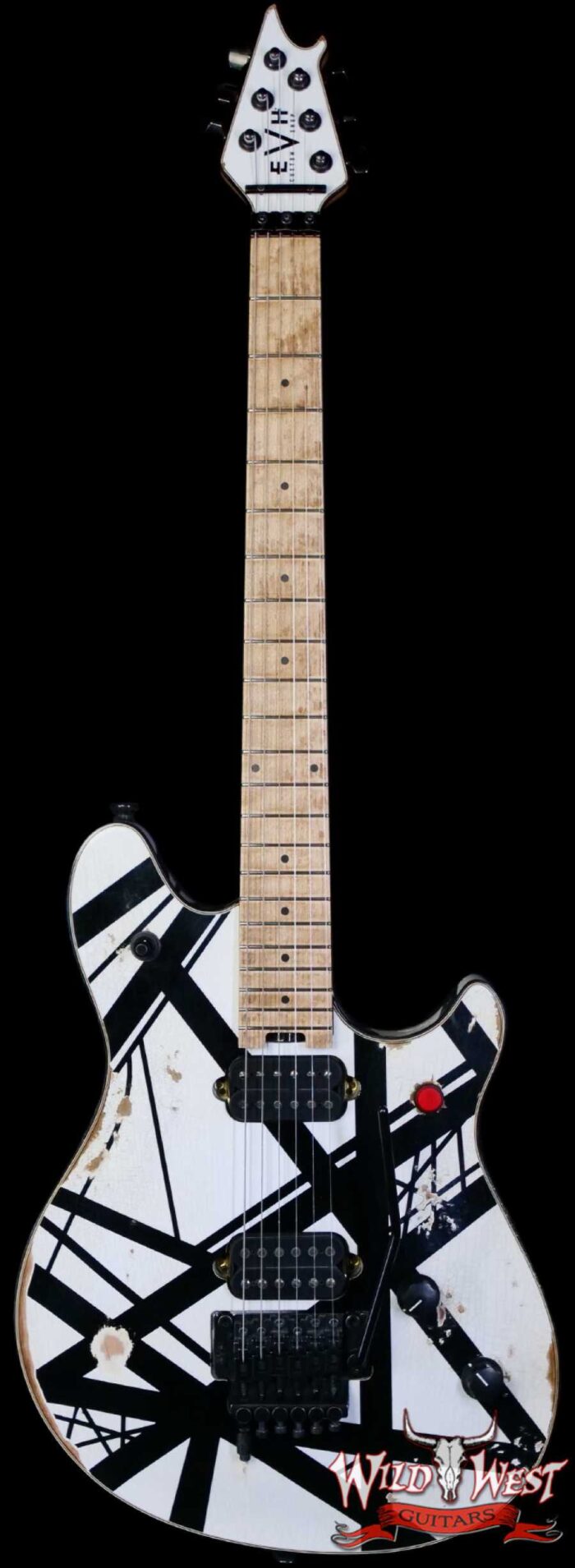 EVH Custom Shop USA Special Edition Wolfgang EVH Stripes White/Black Relic 7.60 lbs - Image 1