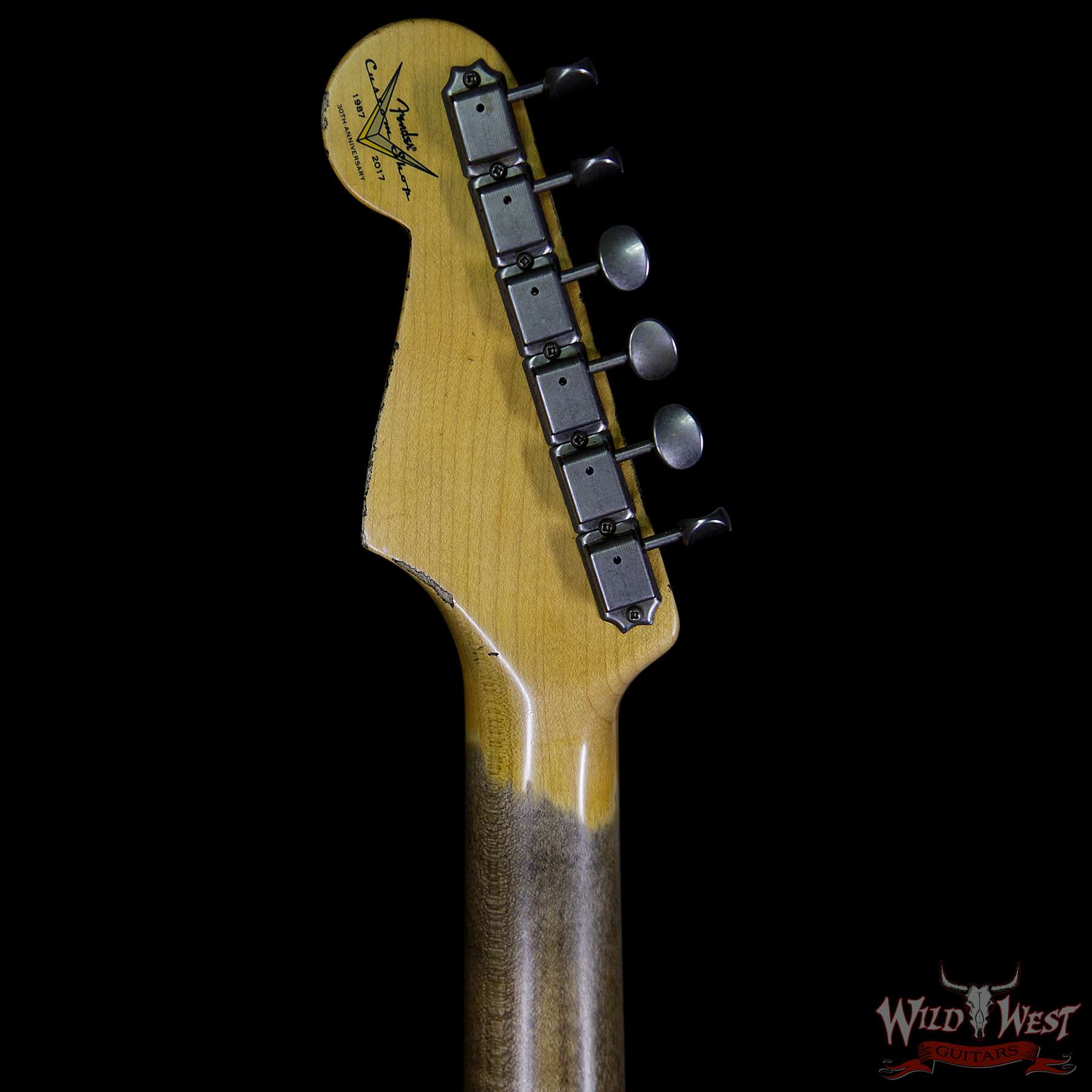 femdercs-1960stratohr-sfavw-cz531786-hb__wwg.jpg Fender Custom Shop Summer Event LTD 1960 Stratocaster Heavy Relic Super Faded Aged Vintage White - Image 10