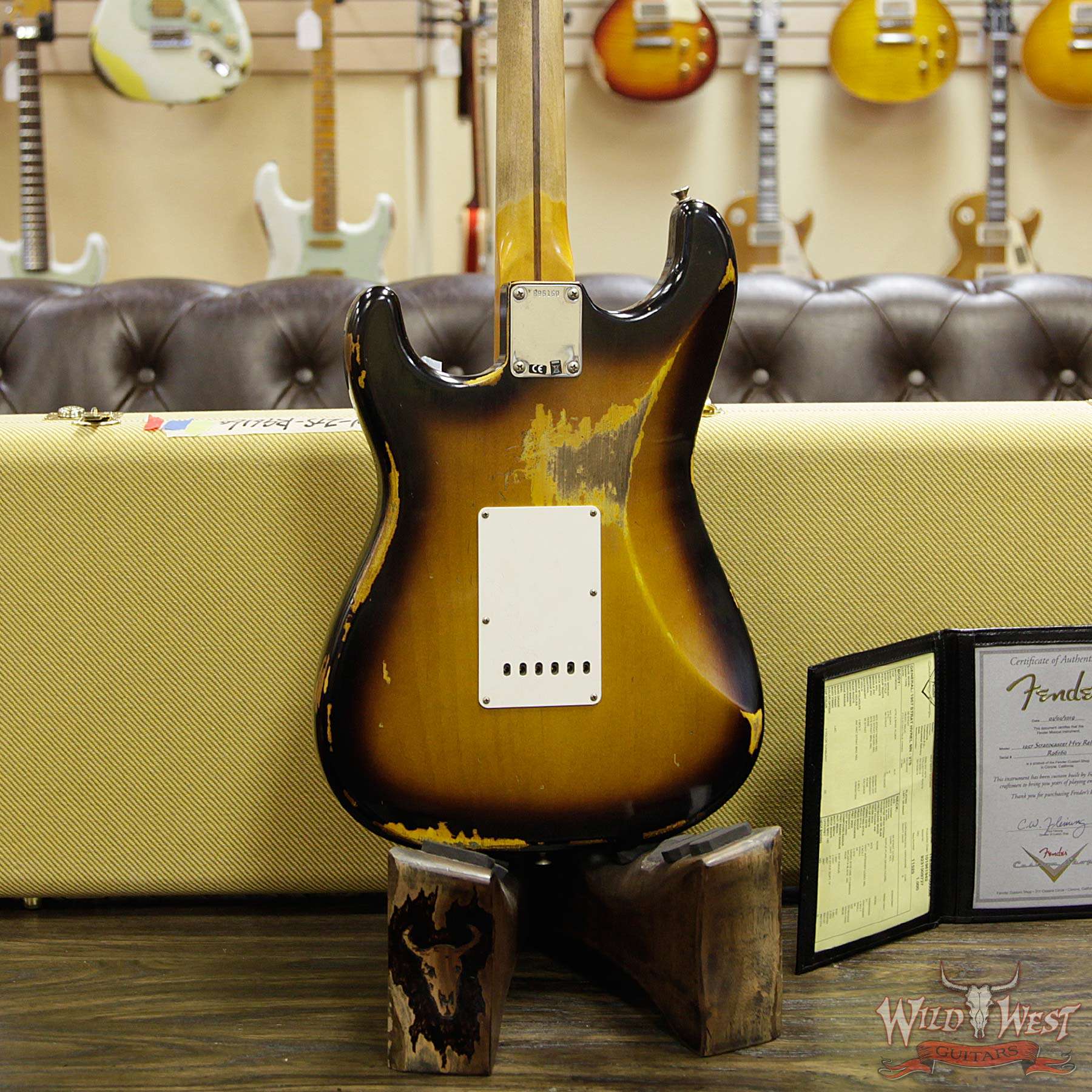 fender-1957strat-hvrelic-mn-2ts-r96160-d3__wwg.jpg Fender Custom Shop 1957 Stratocaster Heavy Relic Maple Neck 2 Tone Sunburst - Image 13