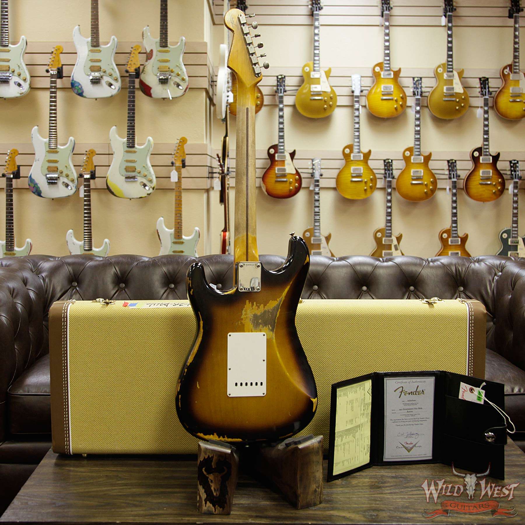 fender-1957strat-hvrelic-mn-2ts-r96160-d4__wwg.jpg Fender Custom Shop 1957 Stratocaster Heavy Relic Maple Neck 2 Tone Sunburst - Image 14