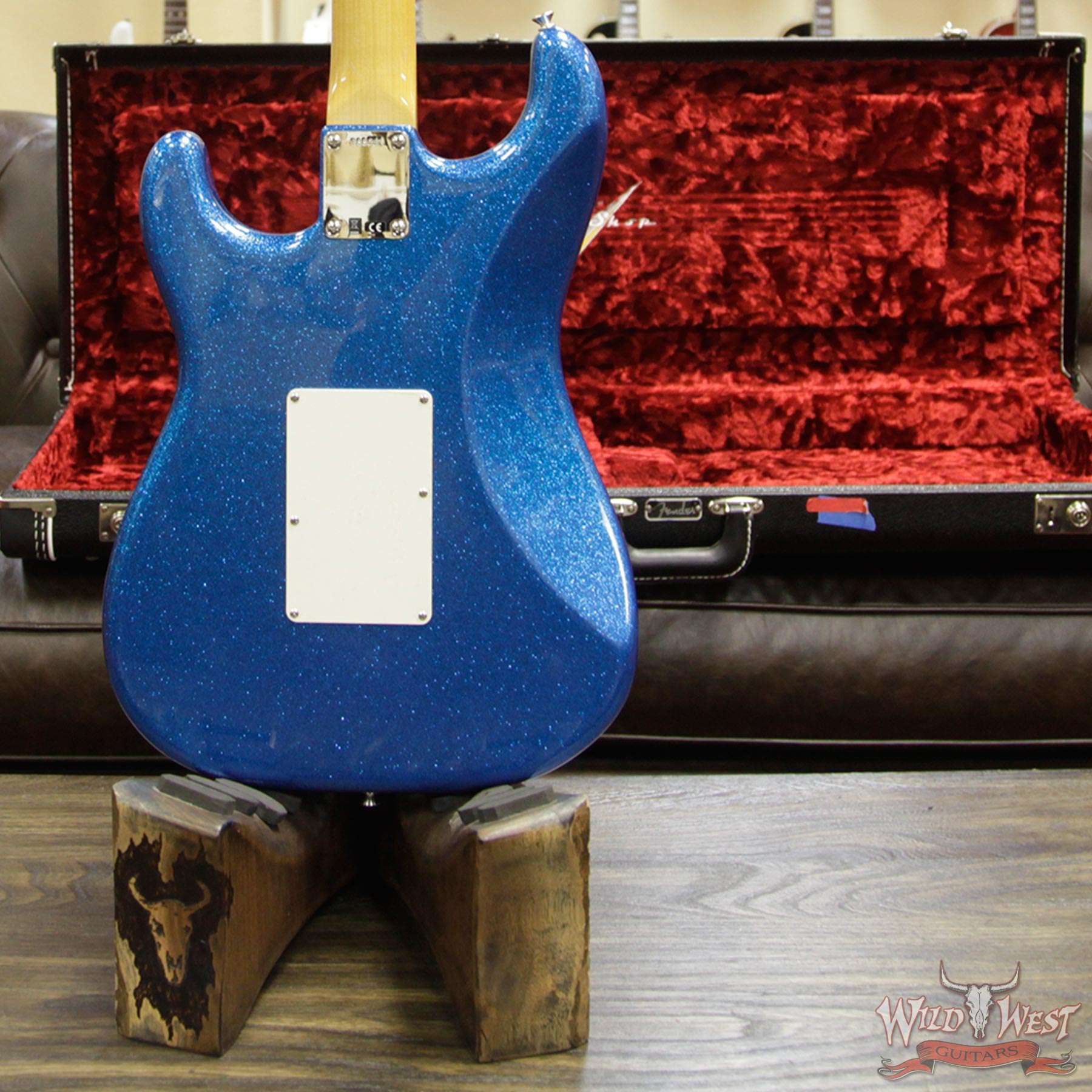 fender-1960strat-fr-hss-bluesparkle-r88051-d4__wwg.jpg 2017 Fender Custom Shop 1960 Stratocaster NOS Floyd Rose HSS Rosewood Fretboard Blue Sparkle - Image 13