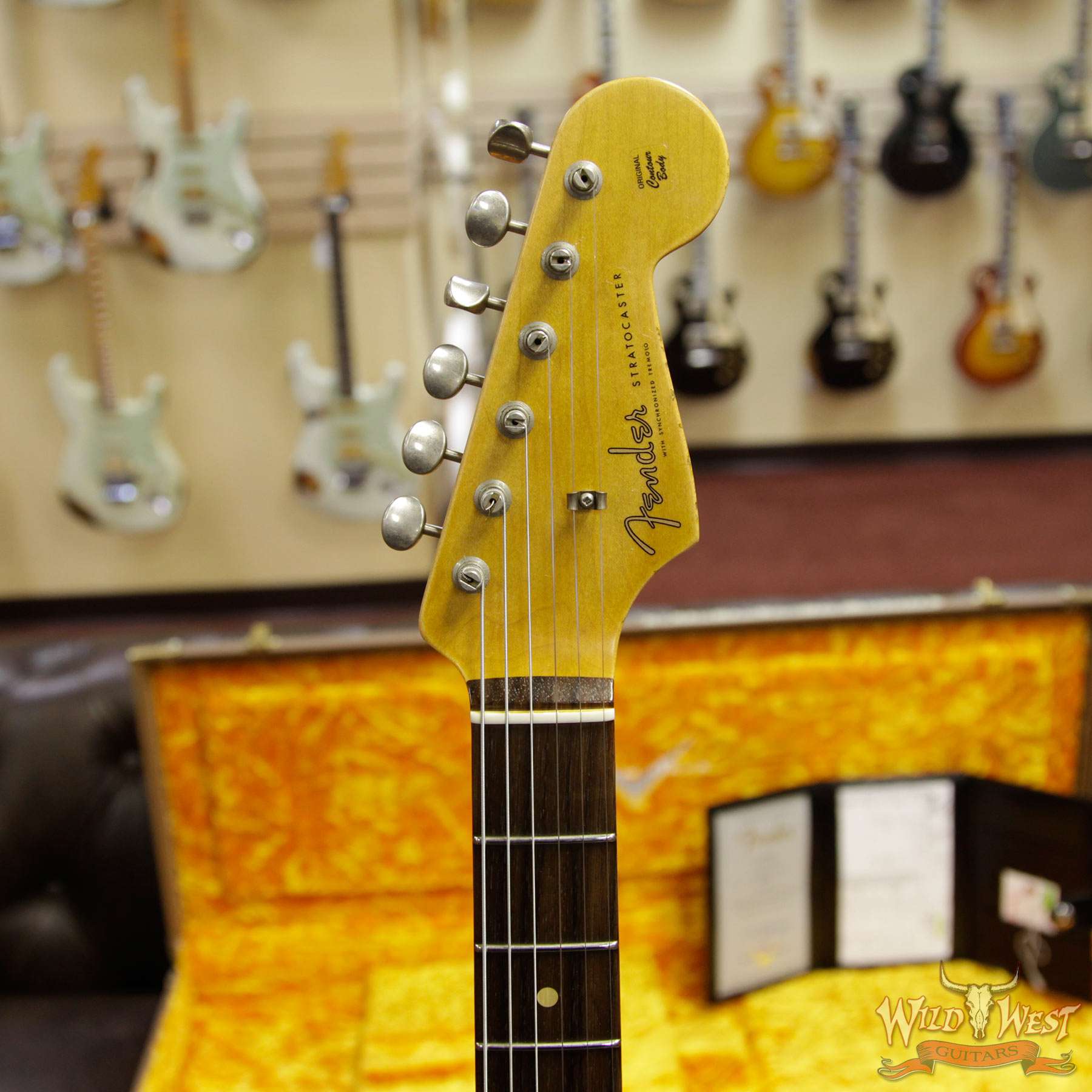 fender-1961strat-relic-frd-92753-hf__wwg.jpg 2018 Fender Custom Shop 1961 Stratocaster Relic Rosewood Slab Fingerboard Fiesta Red - Image 8