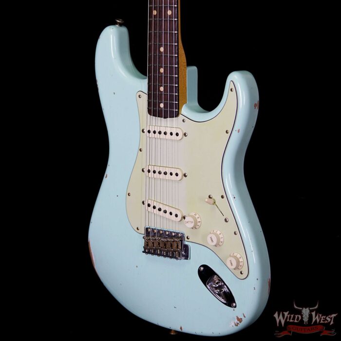 2018 Fender Custom Shop 1961 Stratocaster Relic Rosewood Slab Fingerboard Surf Green - Image 2