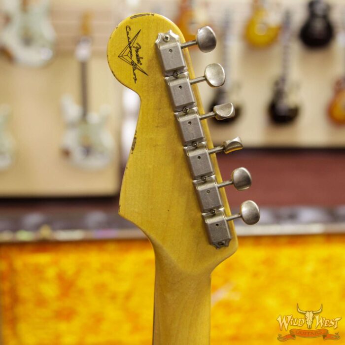 2018 Fender Custom Shop 1961 Stratocaster Relic Rosewood Slab Fingerboard 3 Vintage White - Image 10
