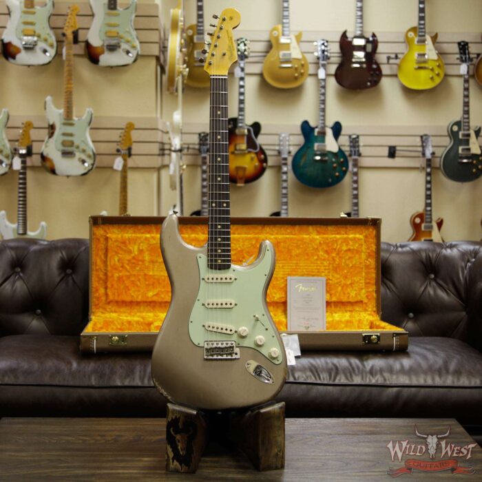 Fender Custom Shop 1963 Stratocaster Relic Rosewood Fingerboard Shoreline Gold - Image 12