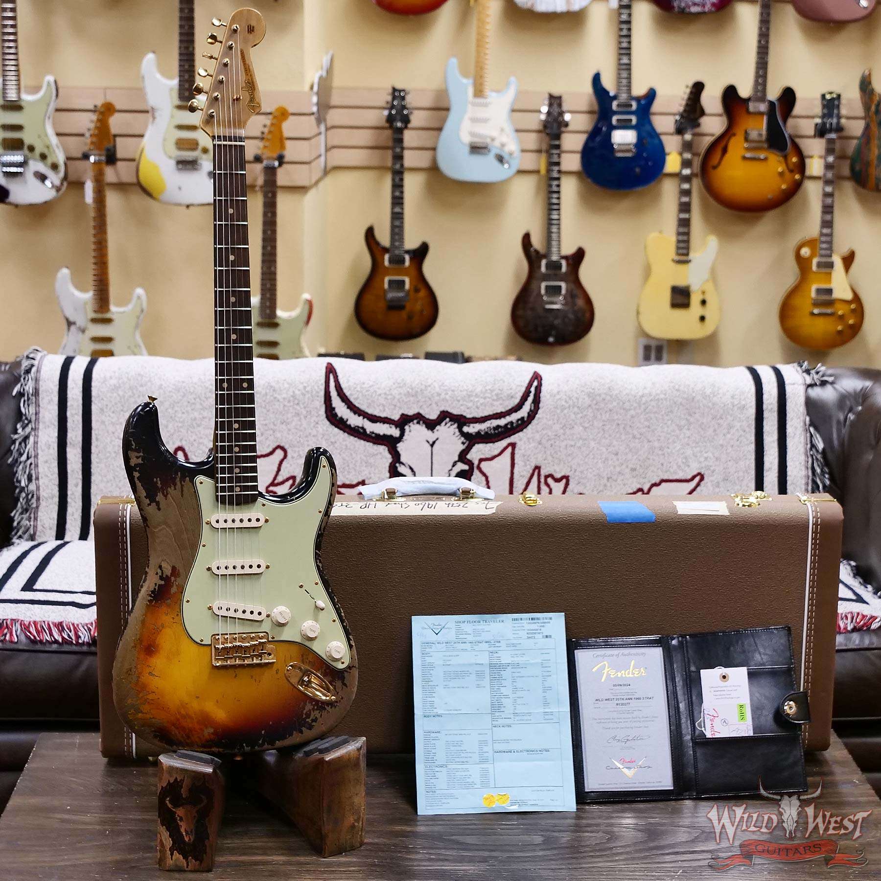 fender-25th-r130277-d2__wwg.jpg Fender Custom Shop Wild West Guitars 25th Anniversary 1960 Stratocaster Madagascar Rosewood Fretboard Heavy Relic 3 Tone Sunburst 7.45 LBS - Image 6