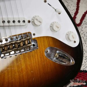 Fender Custom Shop Limited Edition 70th Anniversary 1954 Stratocaster Journeyman Wide Fade 2 Tone Sunburst 7.30 LBS - Image 14