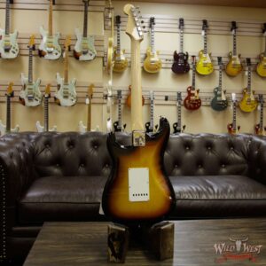 Fender USA American Vintage `59 Stratocaster Rosewood Fretboard 3 Tone Sunburst V1743617 - Image 14