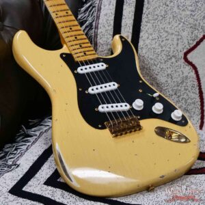 Fender Custom Shop Limited Edition 70th Anniversary 1954 Stratocaster Hardtail Relic Nocaster Blonde with Black Pickguard & Gold Hardware 6.50 LBS - Image 10