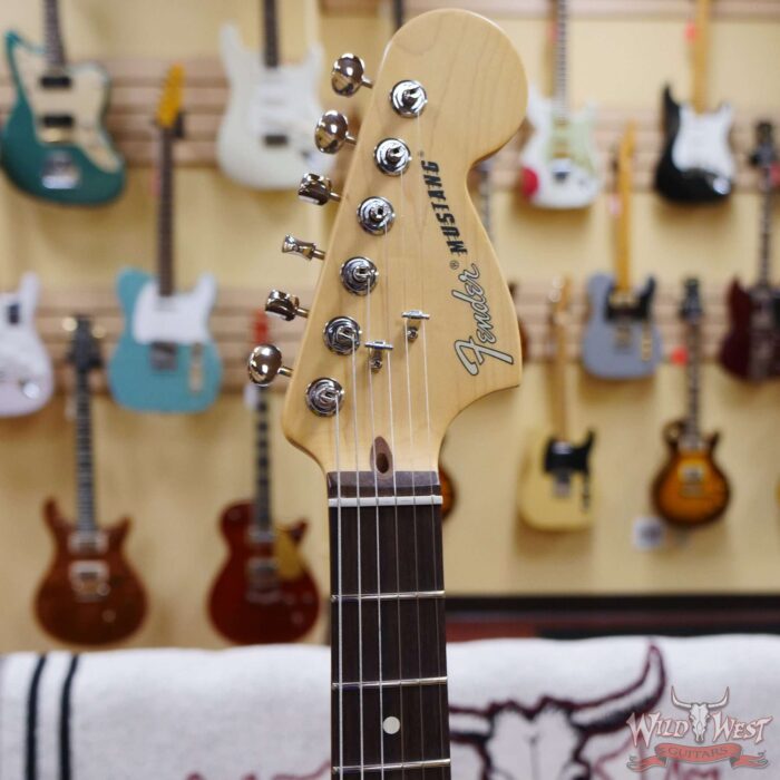 Fender American Performer Mustang Rosewood Fingerboard Vintage White - Image 7
