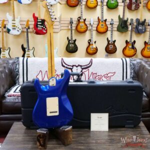 Fender American Ultra Stratocaster HSS Rosewood Fingerboard Cobra Blue - Image 7