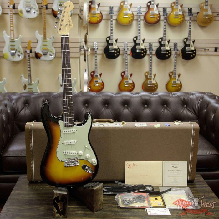 Fender USA American Vintage `59 Stratocaster Rosewood Fretboard 3 Tone Sunburst - Image 9