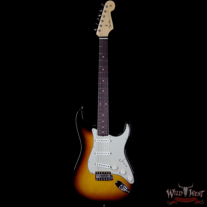 Fender USA American Vintage `59 Stratocaster Rosewood Fretboard 3 Tone Sunburst - Image 3