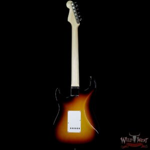 Fender USA American Vintage `65 Stratocaster Rosewood Fretboard 3 Tone Sunburst - Image 4