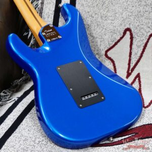 Fender American Ultra II Stratocaster HSS Ebony Fingerboard Noble Blue 7.90 LBS - Image 10