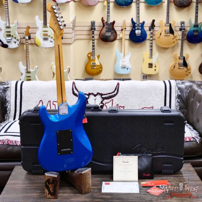 Fender American Ultra II Stratocaster HSS Ebony Fingerboard Noble Blue 7.90 LBS - Image 8