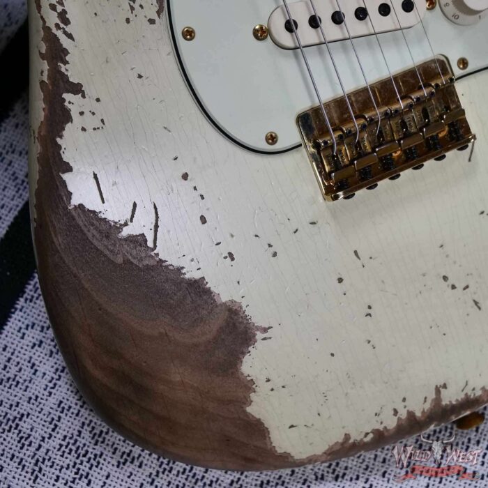 Fender Custom Shop Wild West Guitars 25th Anniversary 1960 Stratocaster Hardtail Madagascar Rosewood Fretboard Heavy Relic Vinatge White 7.15 LBS - Image 11