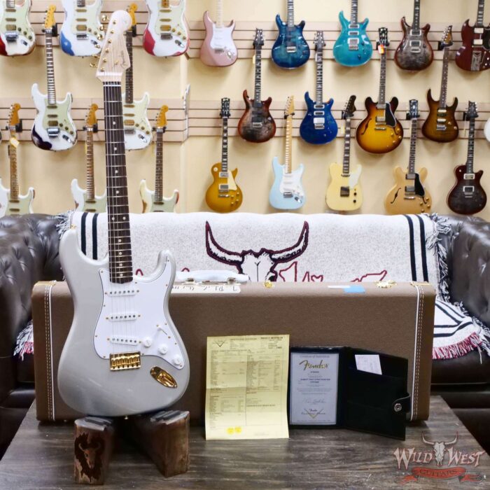 Fender Custom Shop Robert Cray Signature Stratocaster Hardtail AA Birdseye Maple Neck NOS Inca Silver 7.50 LBS - Image 6