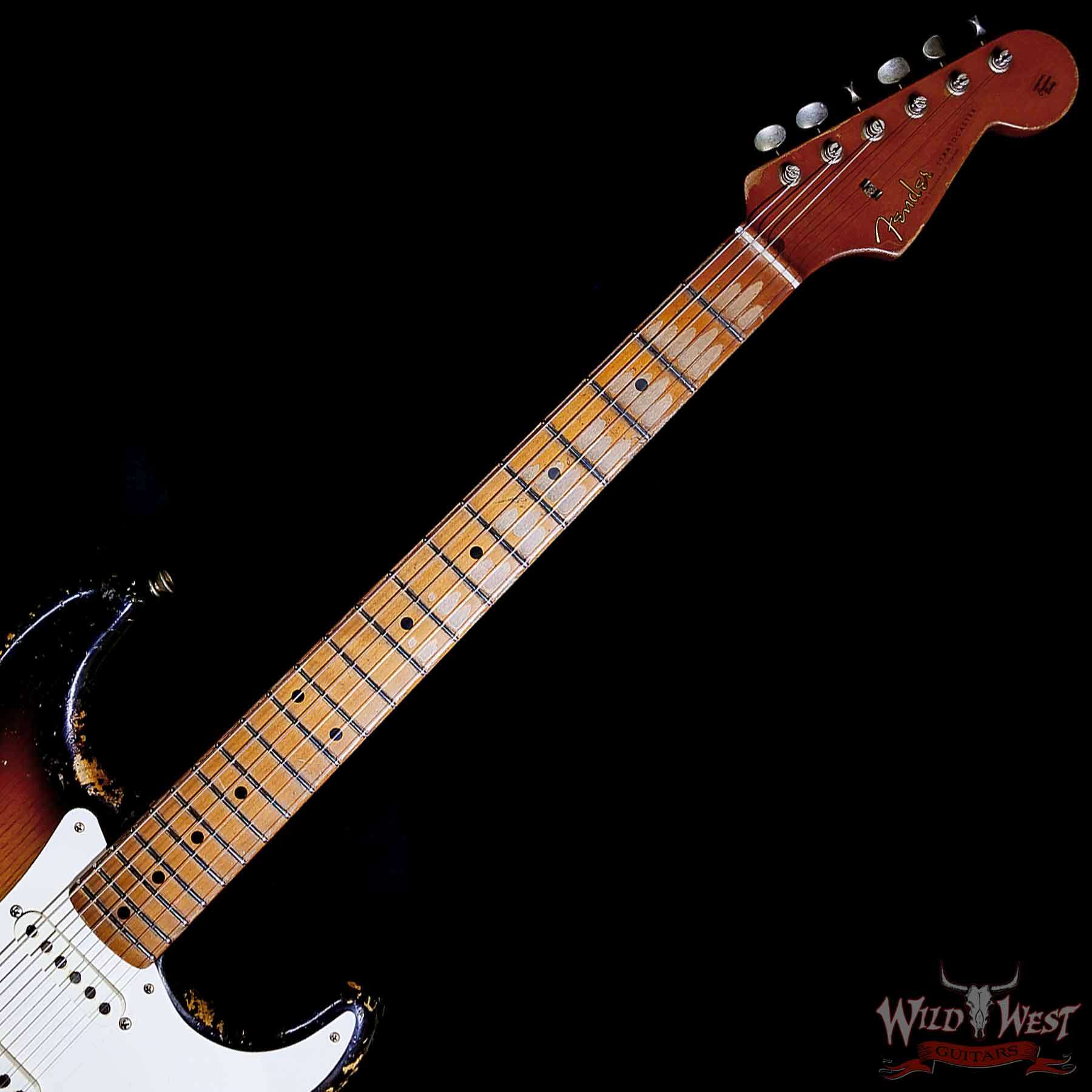 fender-dw-c2__wwg.jpg Fender Custom Shop Dale Wilson Masterbuilt 1955 Stratocaster Hand-Wound Pickups Relic 2 Tone Sunburst 6.70 LBS - Image 4