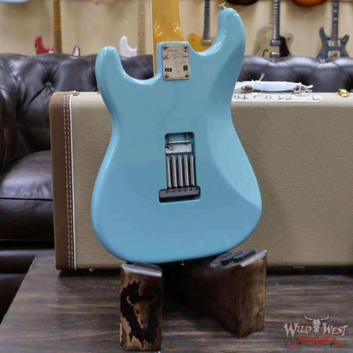 Fender USA Eric Johnson Stratocaster Rosewood Fingerboard Tropical Turquoise - Image 11