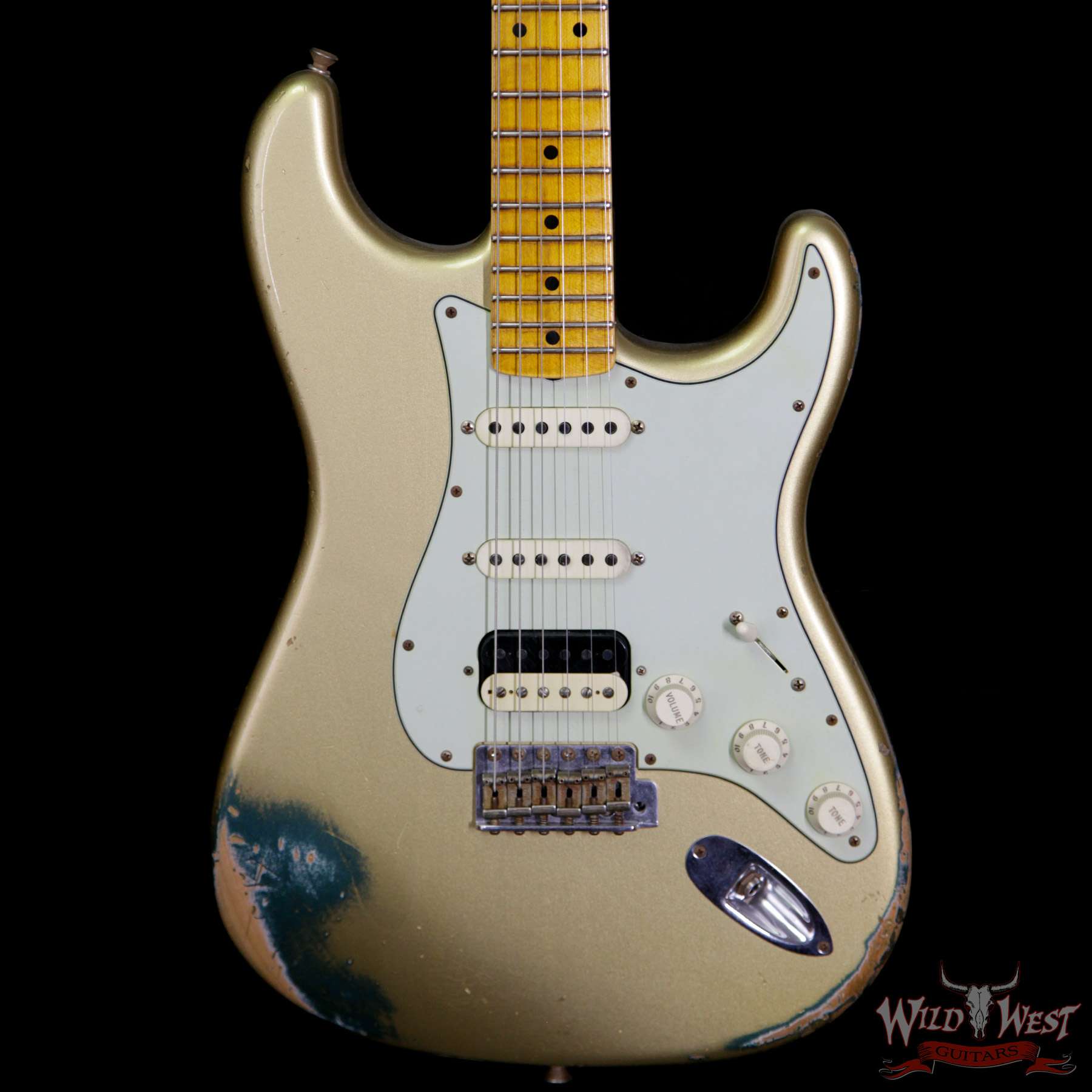fender-gold-bbf__wwg.jpg Fender Custom Shop 1960 Stratocaster HSS Heavy Relic HLE Gold over Sherwood Green Metallic - Image 3