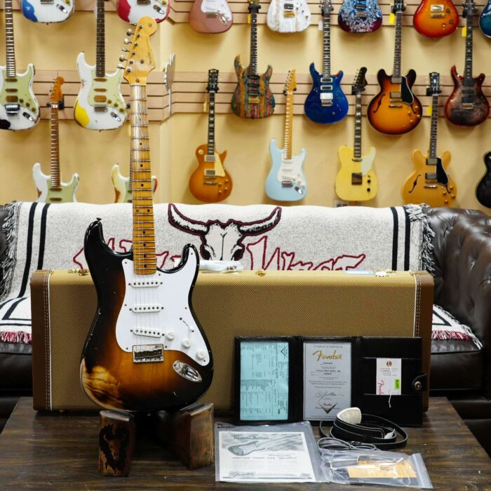 Fender Custom Shop Limited Edition 70th Anniversary 1954 Stratocaster Hardtail Relic Wide Fade 2 Tone Sunburst 6.90 LBS - Image 6
