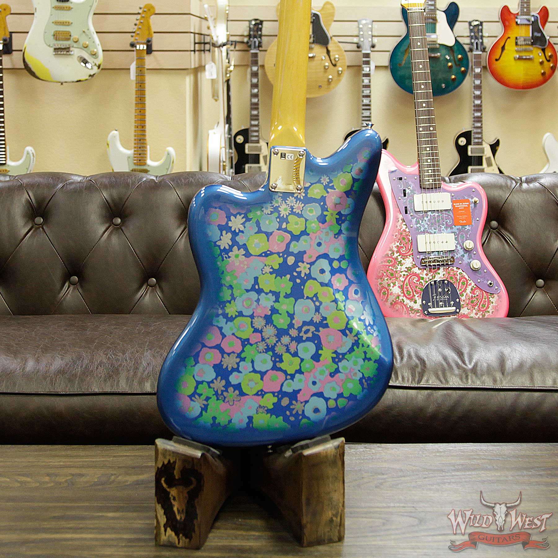 fender-mij-trdjazzmaster-blueflower-jd17047130-d4__wwg.jpg Fender Japan MIJ Traditional 60s Jazzmaster Limited Run Blue Flower - Image 13