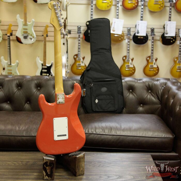Fender Limited Edition Jimi Hendrix Monterey Stratocaster - Image 14