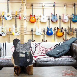 Fender Brad Paisley Esquire Road Worn Black Sparkle 6.15 LBS - Image 5