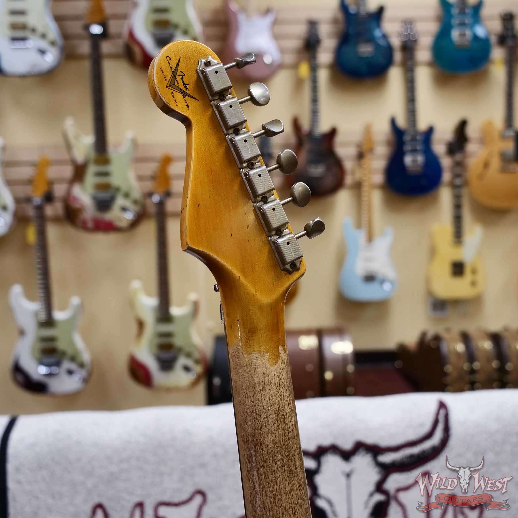 fender-r134716-d9__wwg.jpg Fender Custom Shop Wild West Pink Lightning Stratocaster HSS Floyd Rose Rosewood Board 22 Frets Heavy Relic Lipstick Pink Metallic 8.20 LBS - Image 13